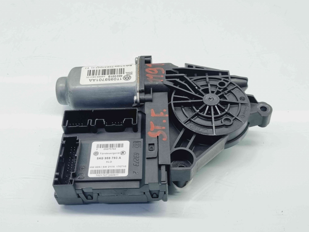 Motoras geam stanga fata Skoda Octavia 2 (1Z3) [Fabr 2004-2013] 1T0959701AA 5K0959793A
