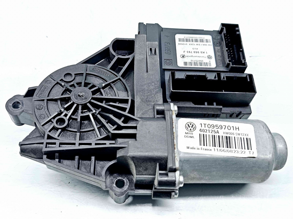 Motoras geam stanga fata Skoda Octavia 2 Combi (1Z5) [Fabr 2004-2013] 1T0959701H 1K0959793J