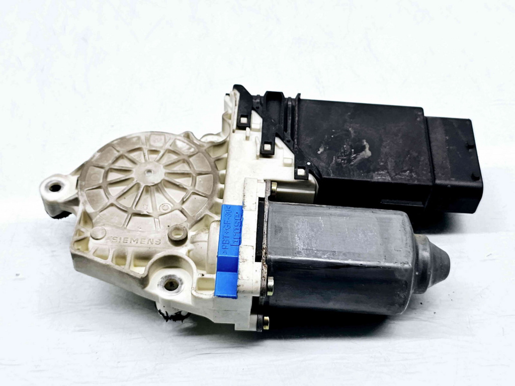 Motoras geam stanga fata Volkswagen Golf 4 Variant (1J5) [Fabr 1999-2005] 1C1959801A