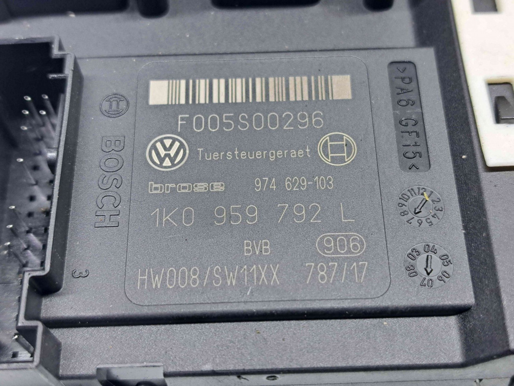 Motoras geam stanga fata Volkswagen Passat B6 (3C2) [Fabr 2005-2010] 1K0959702P 1K0959792L