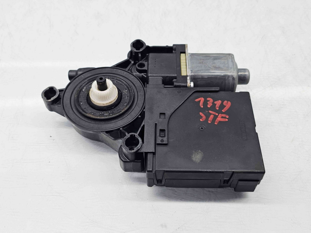 Motoras geam stanga fata Volkswagen Passat B7 (362) [Fabr 2010-2014] 3C0959701A