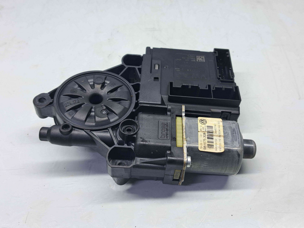 Motoras geam stanga fata Volkswagen Passat B7 (362) [Fabr 2010-2014] 3AA959702 3C0959792B 2.0 TDI CFFB 103KW / 140CP