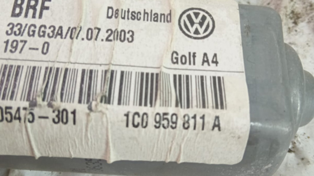 Motoras geam stanga spate 1c0959811a Volkswagen VW Bora [1998 - 2005]