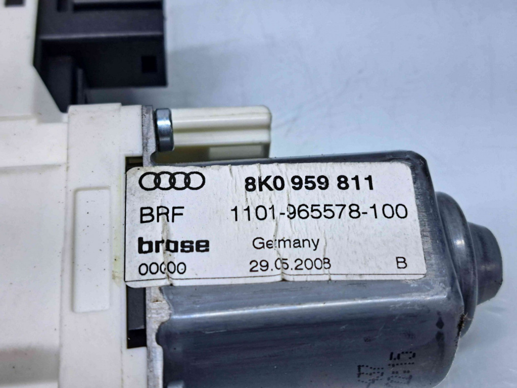 Motoras geam stanga spate Audi A4 (8K5, B8) Avant [Fabr 2008-2015] 8K0959811