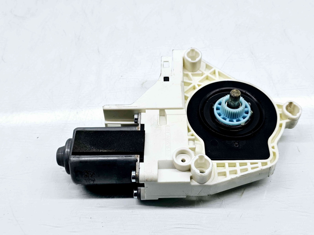 Motoras geam stanga spate Audi A6 (4G2, C7) [Fabr 2012-2017] 8K0959811A