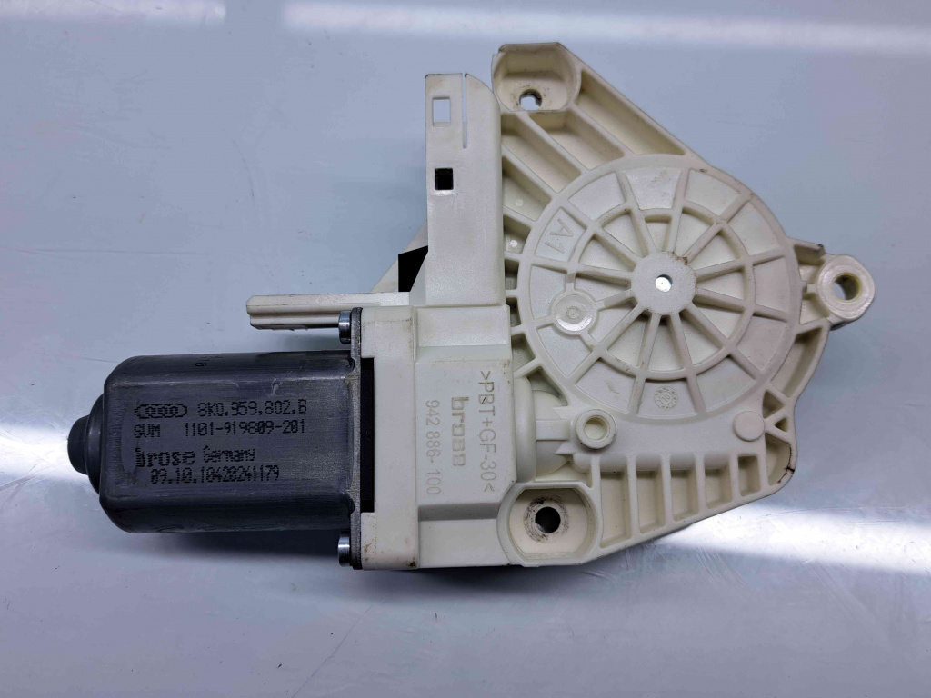 Motoras geam stanga spate Audi A7 Sportback (4GA) [Fabr 2011-2017] 8K0959802B