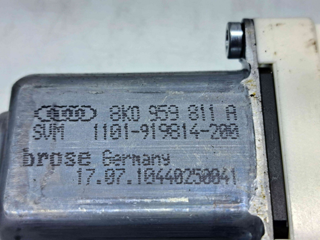 Motoras geam stanga spate Audi Q5 (8RB) [Fabr 2008-2016] 8K0959811A
