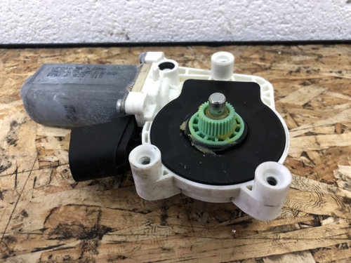 Motoras geam stanga spate BMW 525 d E61 E60 combi 2009 (6922319)