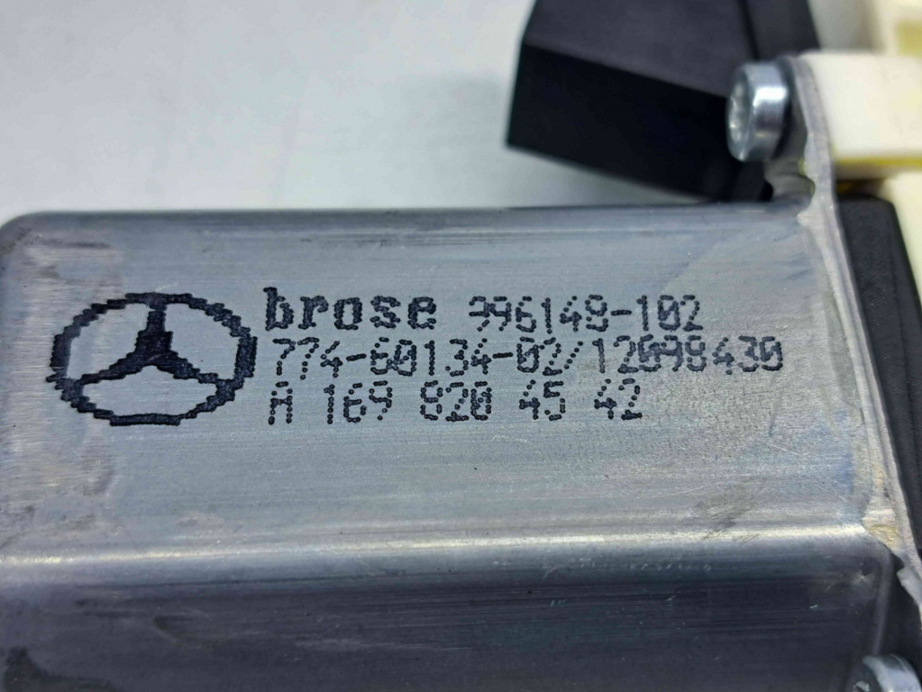 Motoras geam stanga spate Mercedes Clasa B (W245) [Fabr 2005-2011] A1698204542