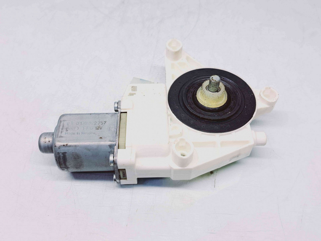 Motoras geam stanga spate Mercedes Clasa ML (W166) [Fabr 2011-2022] A1669060501