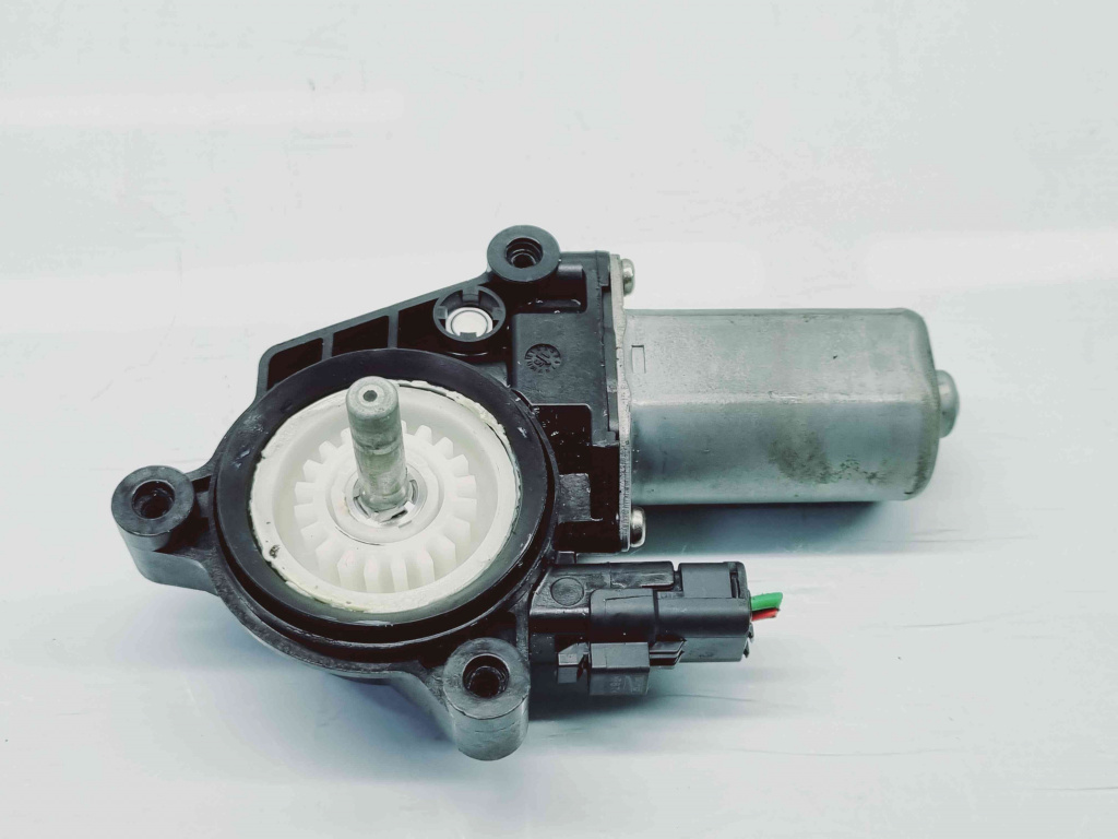 Motoras geam stanga spate Nissan Qashqai (2) [Fabr 2013-2017] OEM