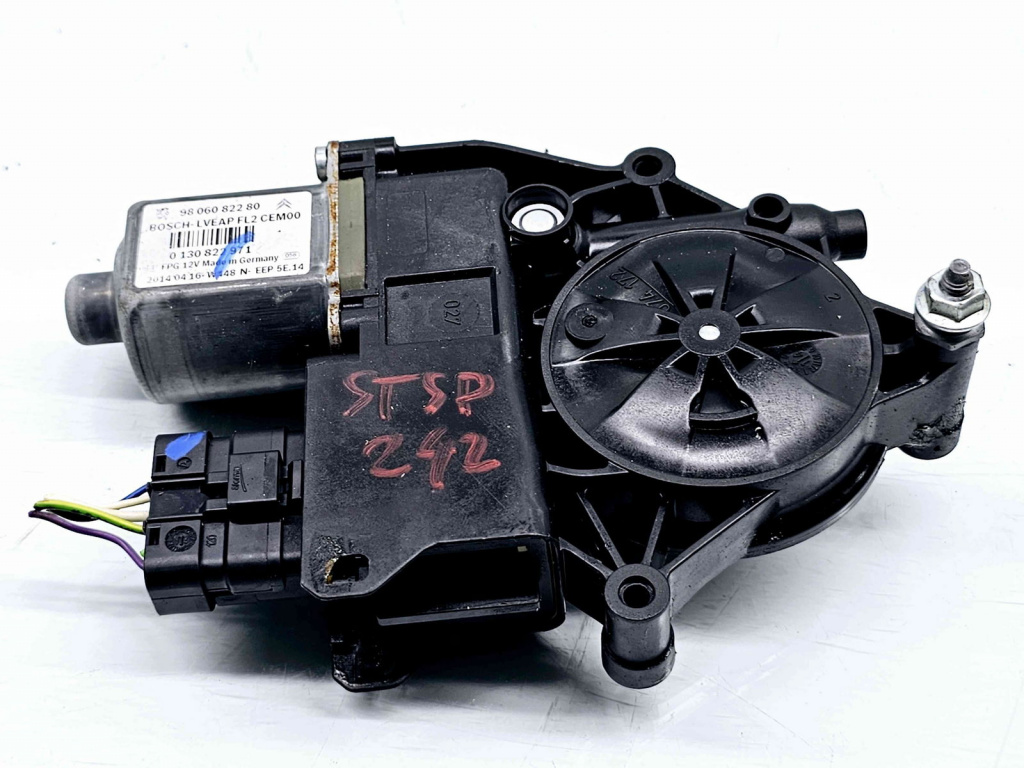 Motoras geam stanga spate Peugeot 2008 [Fabr 2013-prezent] 9806082280