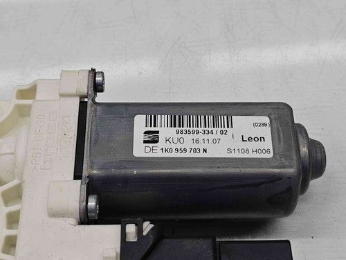 Motoras geam stanga spate Seat Leon (1P1) [Fabr 2005-2011] 1K0959703N