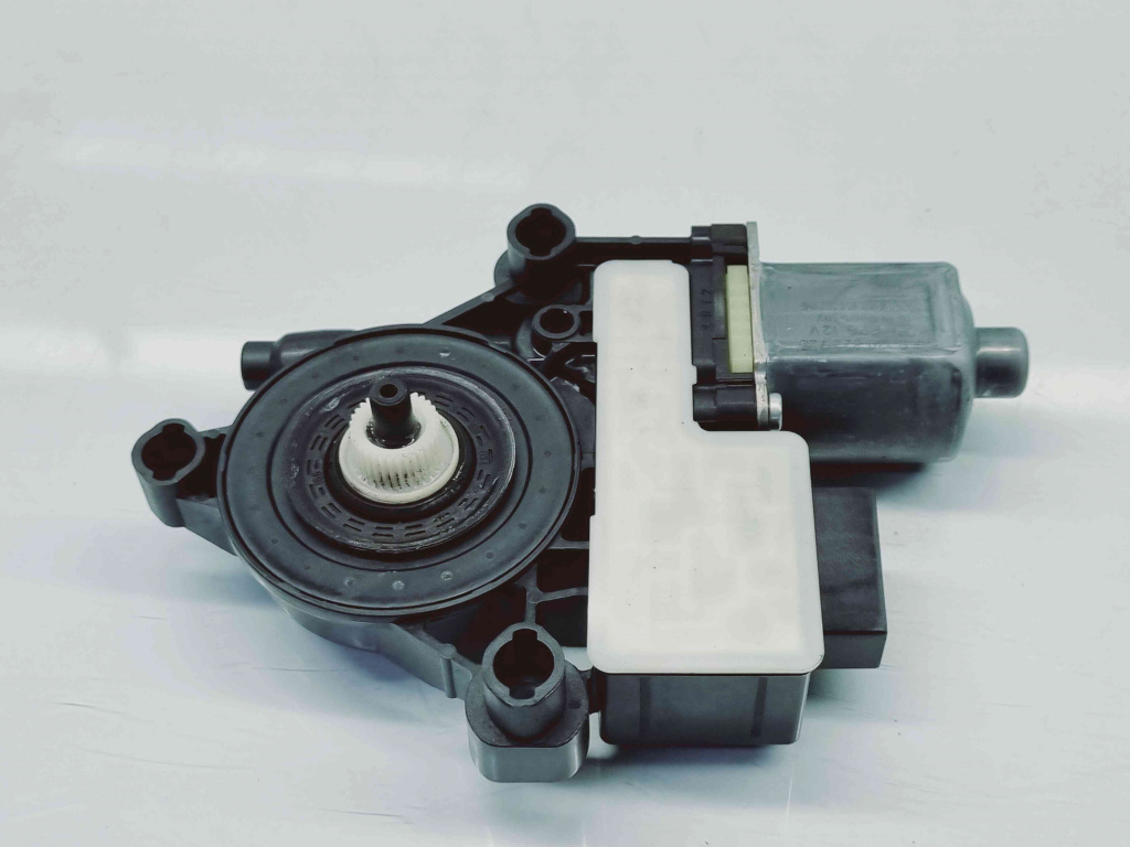 Motoras geam stanga spate Seat Leon (5F1) [Fabr 2012-2018] 5Q0959811A