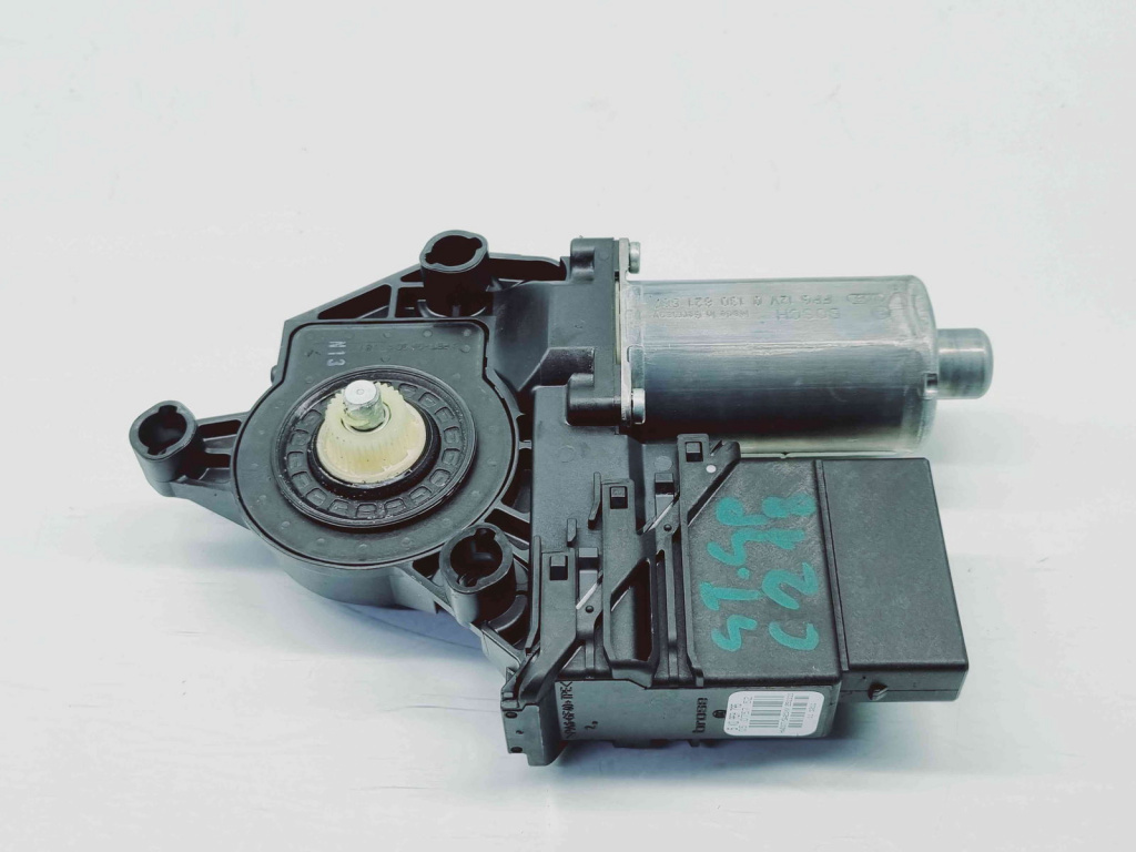 Motoras geam stanga spate Volkswagen Touran (1T3) [Fabr 2010-2015] 5K0959703A 5K0959795