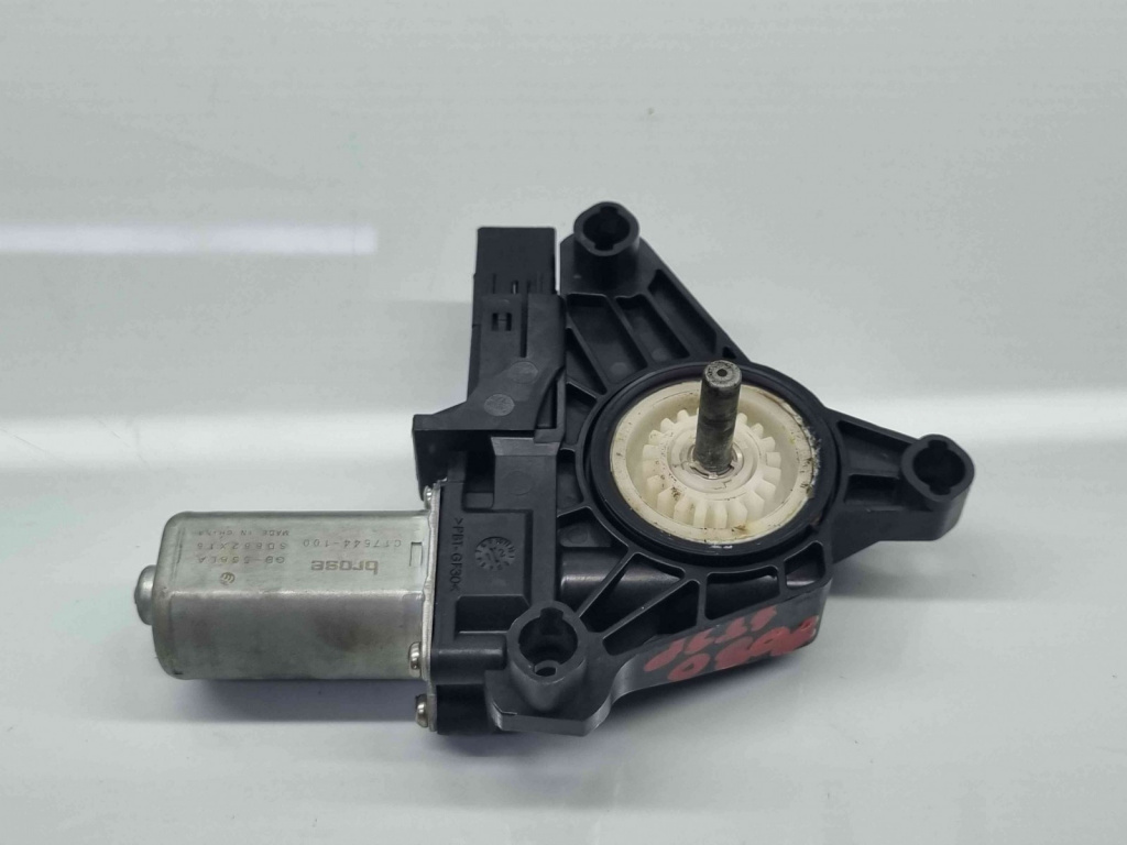 Motoras geam stanga spate Volvo V40 [Fabr 2013-2019] OEM