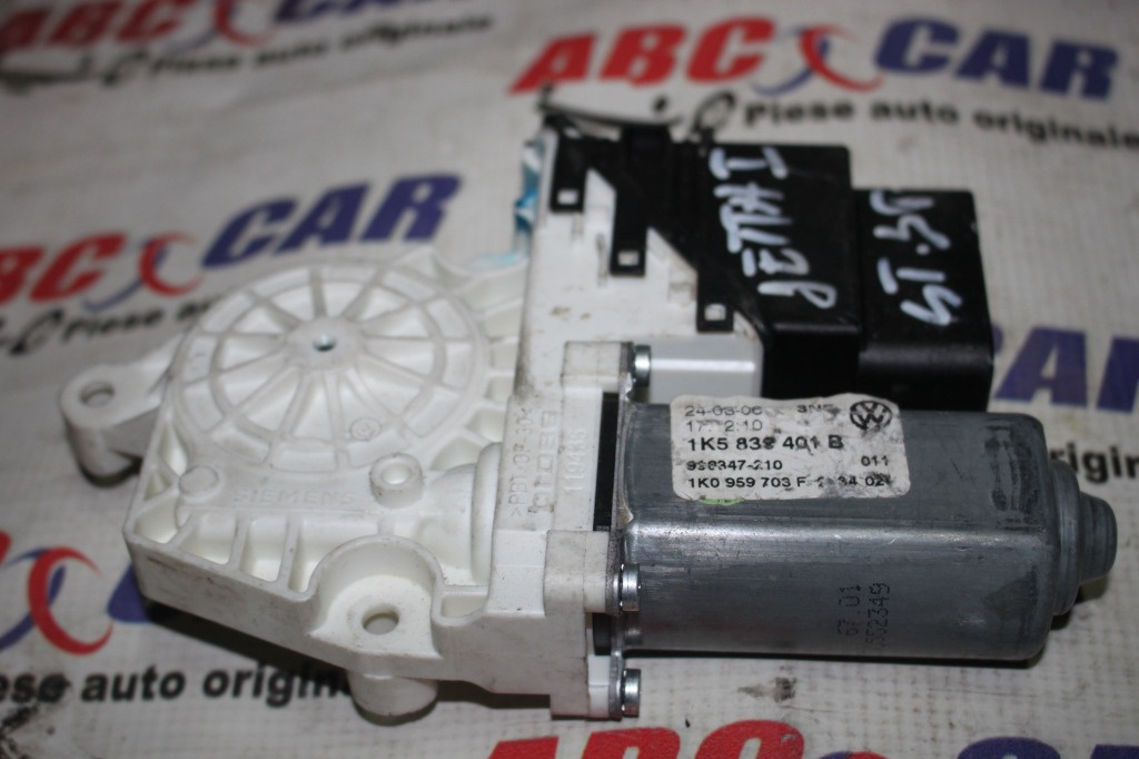 Motoras geam stanga spate VW Passat B6 2005-2010 1K0959703F, 1K5837401B