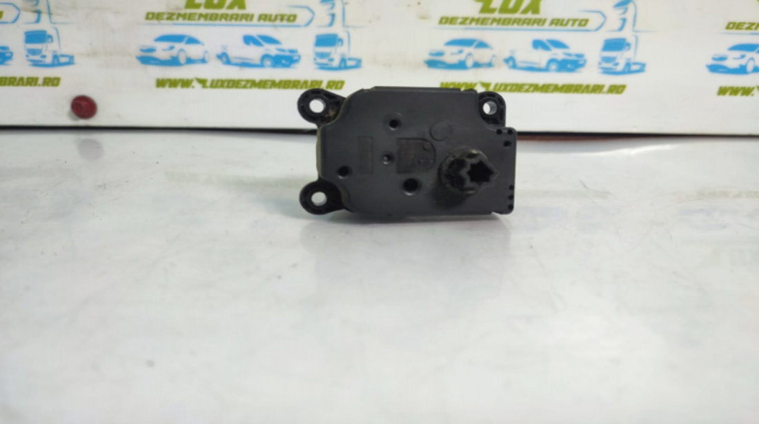 Motoras grila aeroterma AV6N-19E616-AA Ford Focus 3 [2011 - 2015]