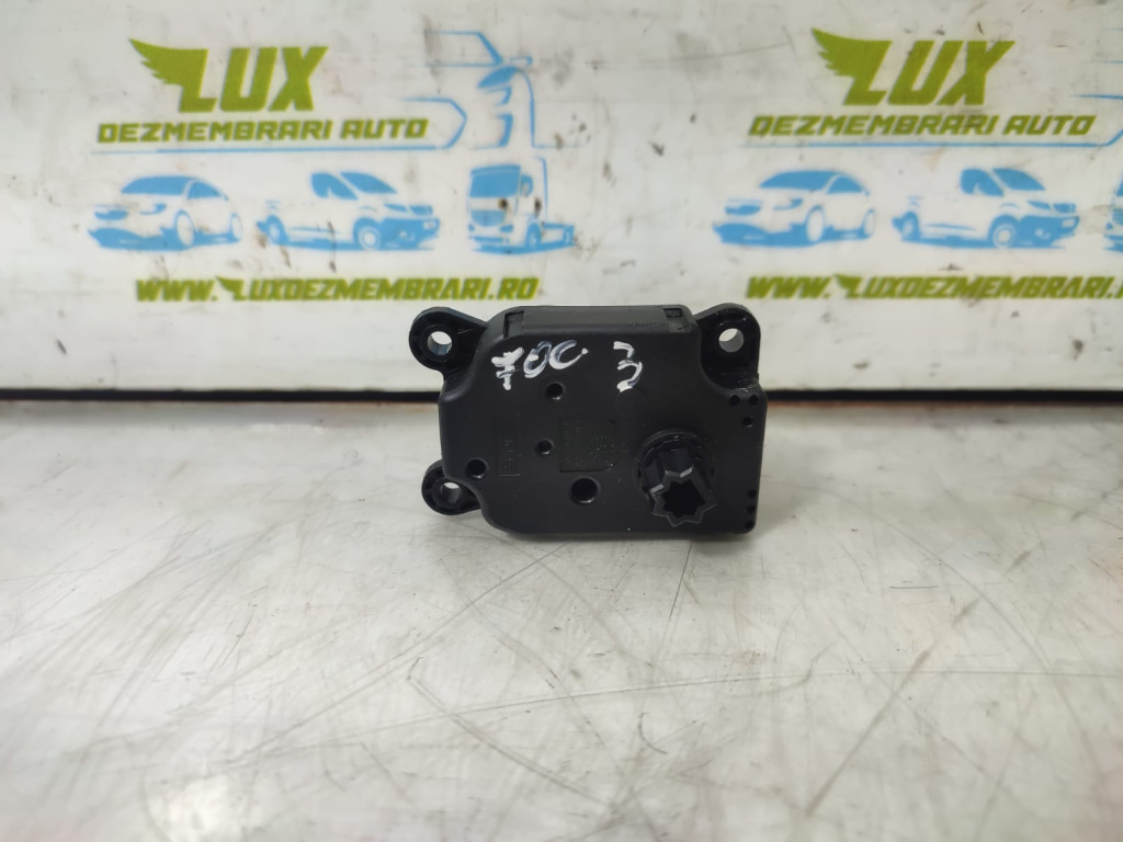 Motoras grila aeroterma AV6N-19E616-AA Ford Focus 3 [2011 - 2015]