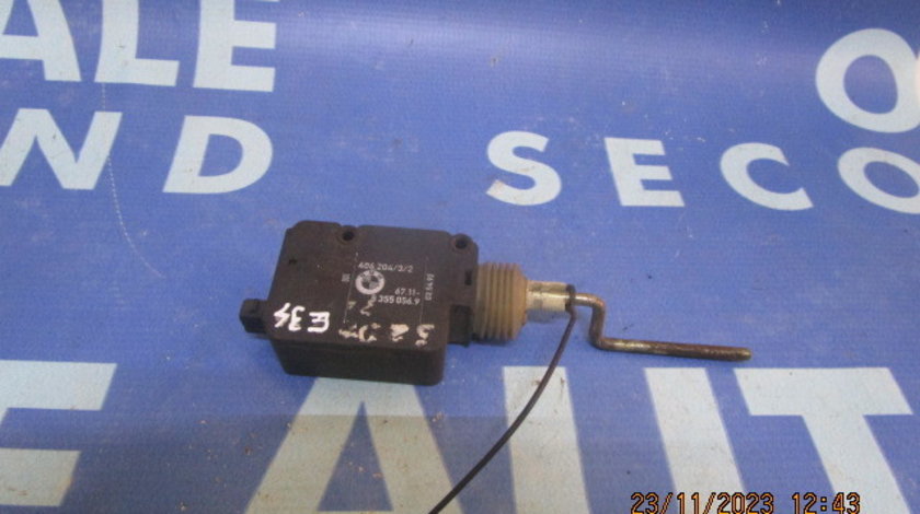 Motoras inchidere usita rezervor BMW E34 1994; 8355056