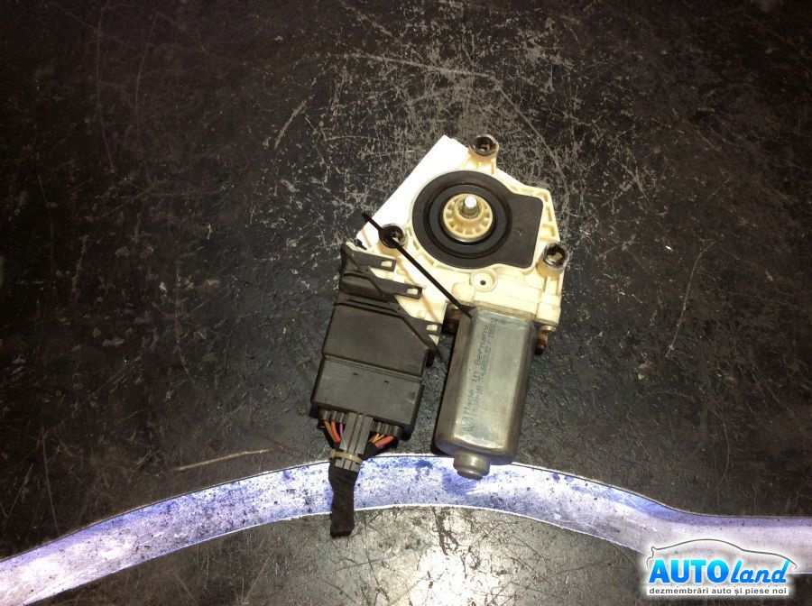 Motoras Macara 101389101 Stanga Spate Volkswagen GOLF IV 1J1 1997-2005