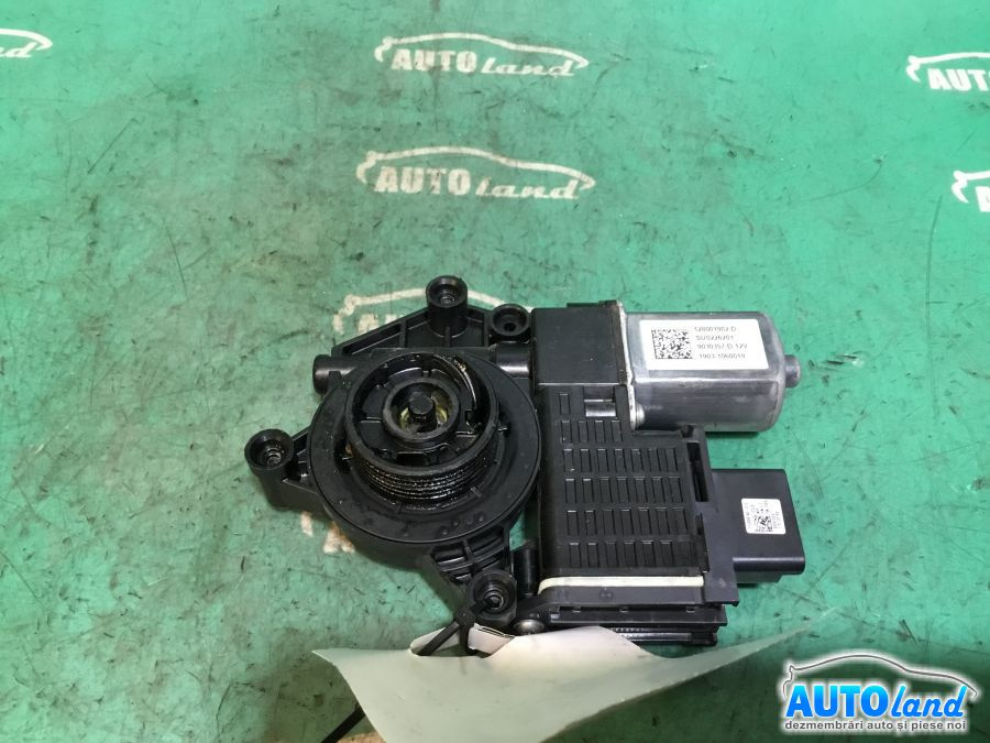 Motoras Macara 128001902d Stanga Fata cu Modul, 2018 Dacia DUSTER 2010