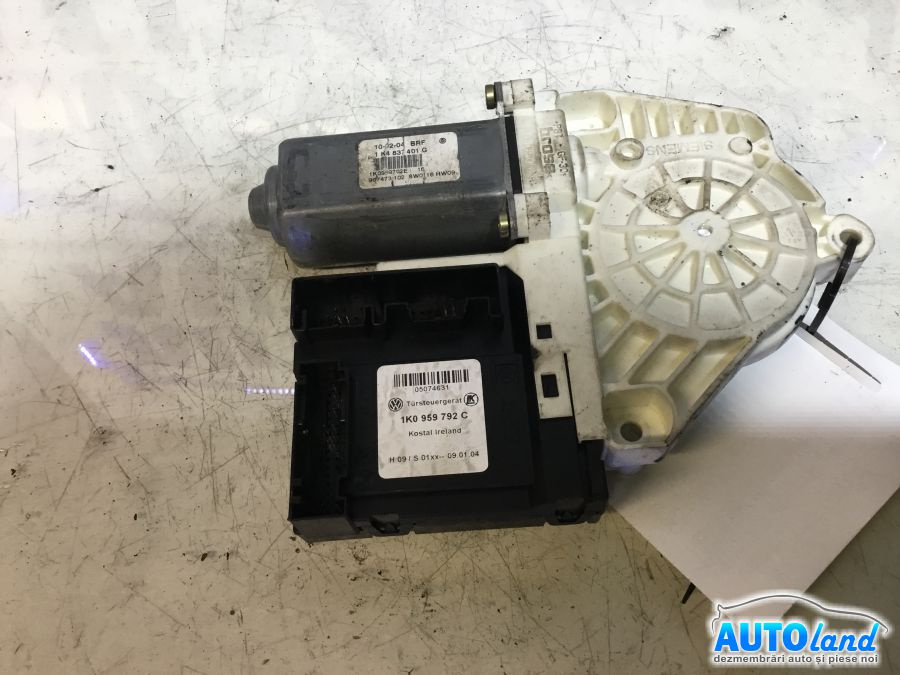 Motoras Macara 1k0837401g Stanga Fata Volkswagen GOLF V 1K1 2003