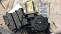 Motoras Macara 7m0959802a Dreapta Fata cu Modul Vo...