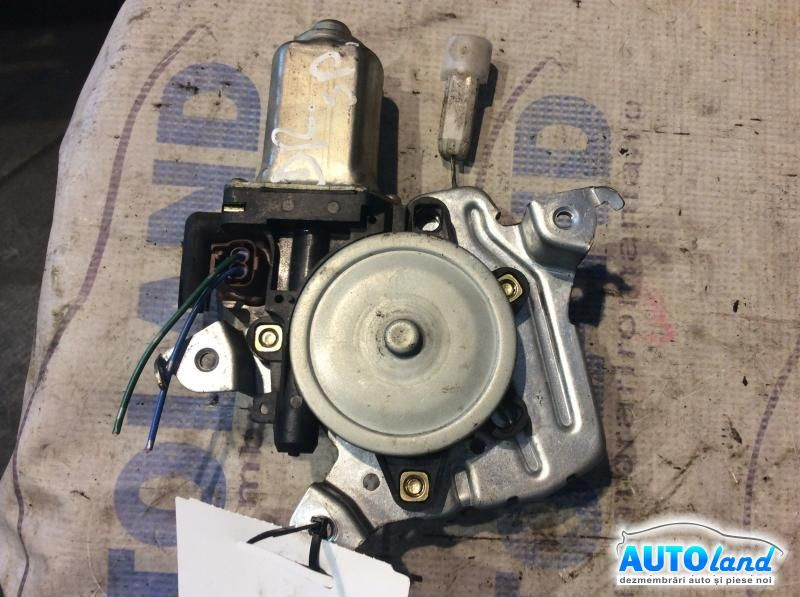 Motoras Macara 8073089913 Dreapta Spate Nissan X-TRAIL T30 2001