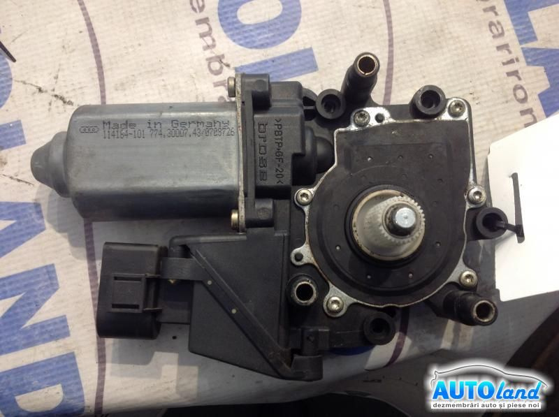 Motoras Macara 8d0959802d Dreapta Fata Audi A4 8D2,B5 1995-2000