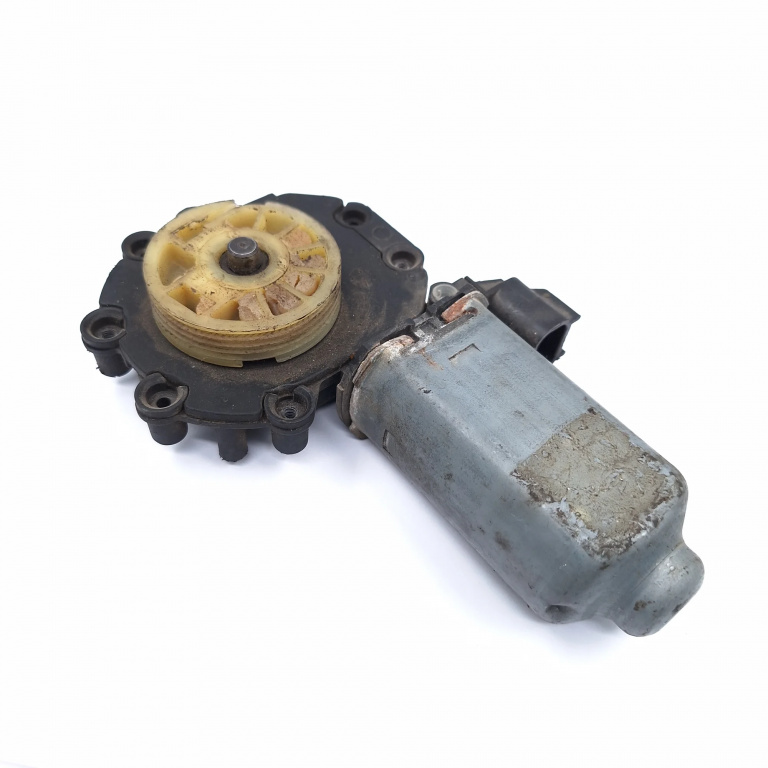 Motoras Macara Alfa Romeo 156 (932) 1997-2007 Fata Dreapta