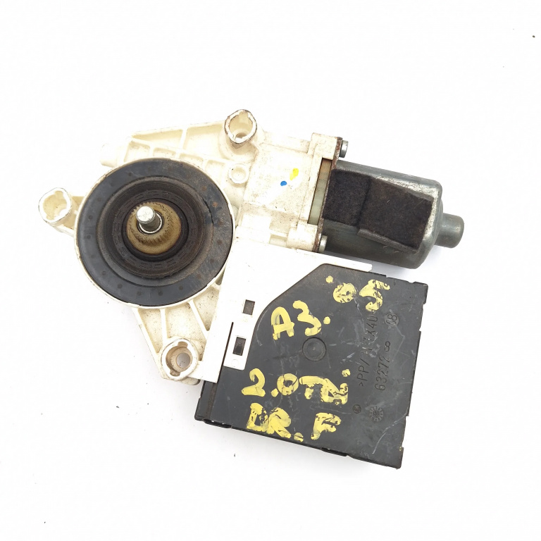 Motoras Macara Audi A3 (8P) 2003-2013 Fata Dreapta 8P0959801A, 8P0959801, E840311202, S006060013, 05074615, 632734, 632728 Kostal