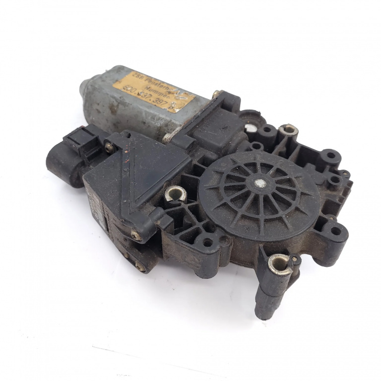 Motoras Macara Audi A4 B5 (8D) 1994-2001 Fata Stanga 8D0837397B, 113846101, 05071901 Brose