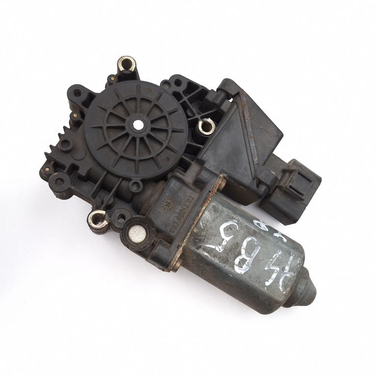 Motoras Macara Audi A4 B5 (8D) 1994-2001 Fata Stanga 114188100, 05071910, 114188-100, 05 0719 10, 0536001402 Brose