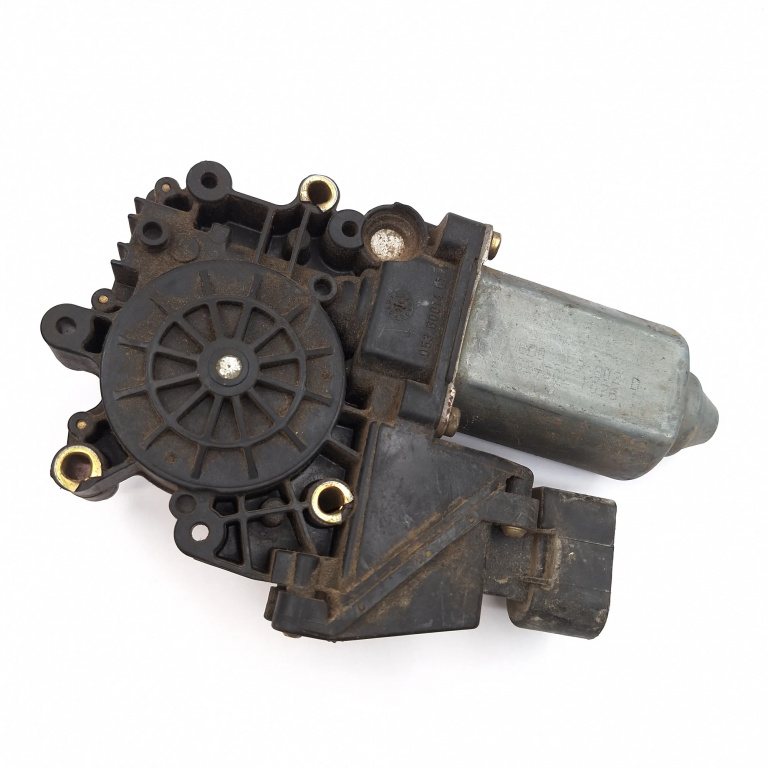 Motoras Macara Audi A4 B5 (8D) 1994-2001 Fata Dreapta 113846113, 902113, 113846-113, 05071902, 0536001401 Brose