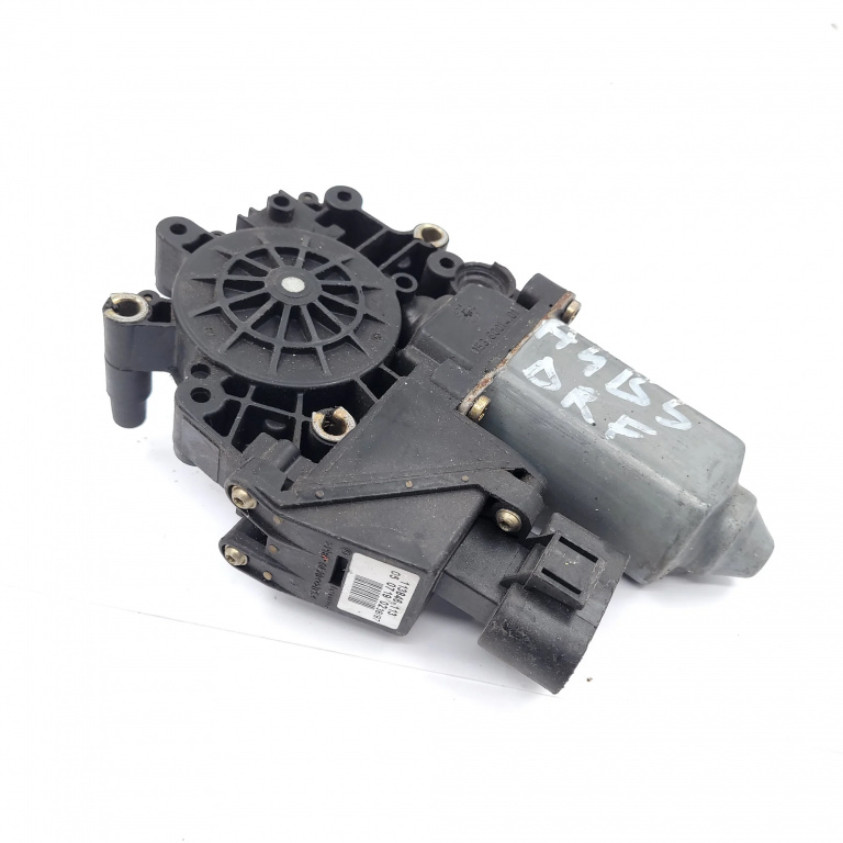 Motoras Macara Audi A4 B5 (8D) 1994-2001 Fata Dreapta 113846113, 05071902, 053600101, 7743000743, 114184101, 2509725 Brose