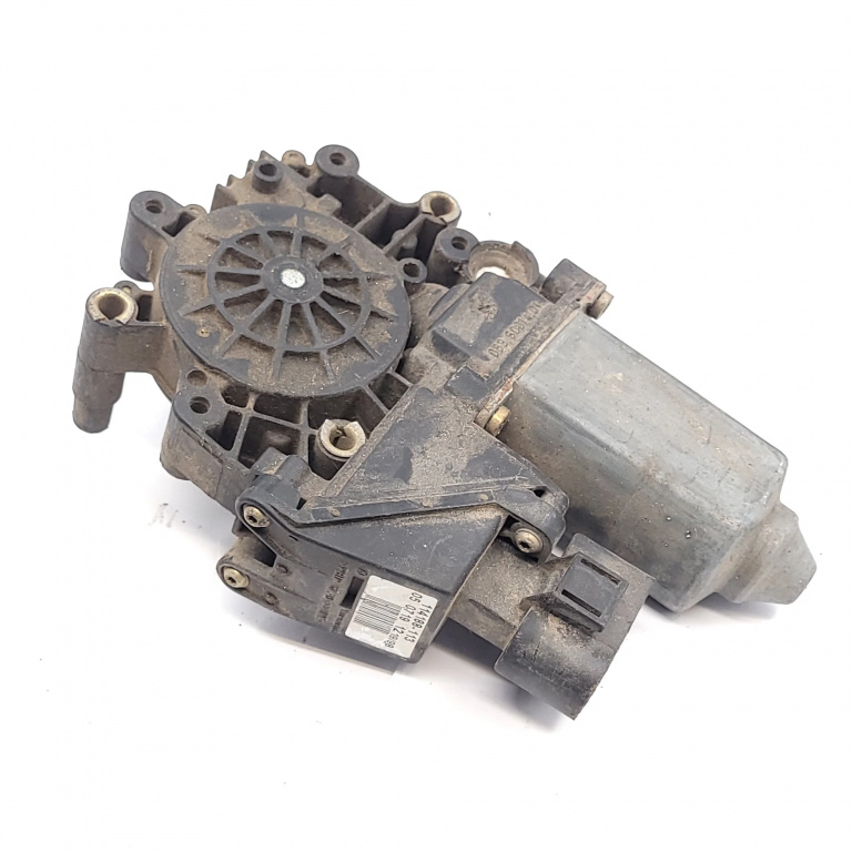 Motoras Macara Audi A4 B5 (8D) 1994-2001 Spate Dreapta 114188113, 05071912, 114188-113, 0536001401 Brose