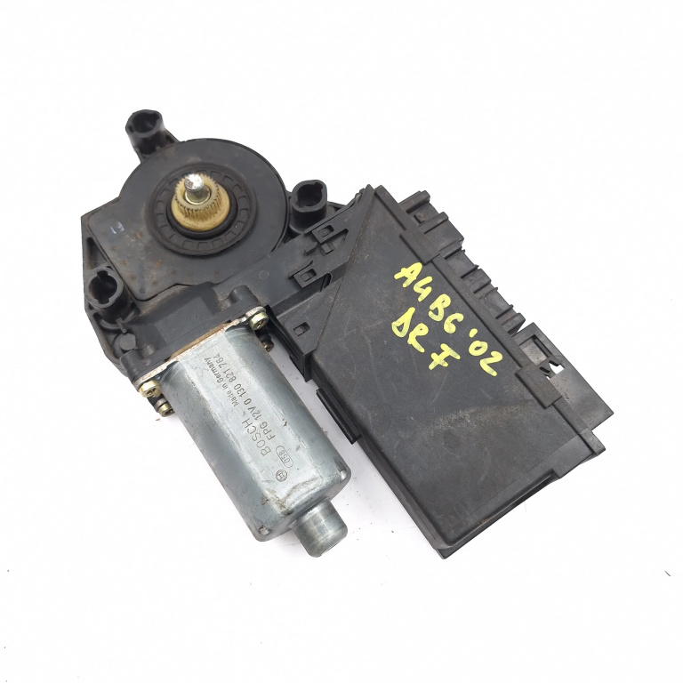 Motoras Macara Audi A4 B6 (8E) 2000-2004 Fata Dreapta 8E1959802E, 0130821764, 5Wk47005Cbf, 9700105995103, 105845103, 102236Xxx Bosch