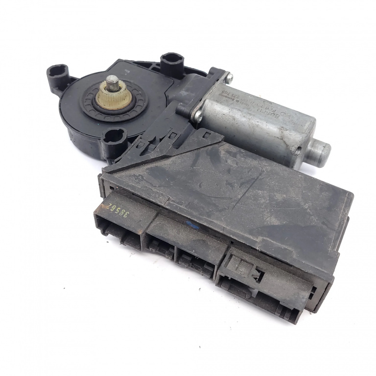 Motoras Macara Audi A4 B6 (8E) 2000-2004 Fata Stanga 8E2959801B, 9700105992, 0130821765, 39562, 102237Xxx Brose, Siemens Vdo