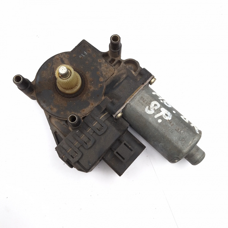 Motoras Macara Audi A4 B6 (8E) 2000-2004 Spate Dreapta 1803002698, 0130821765, 102857Xxx, 087142395 Bosch