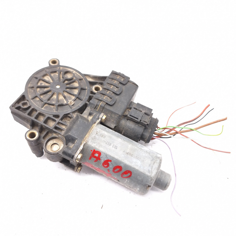 Motoras Macara Audi A6 (4B, C5) 1997-2005 Fata Dreapta 0130821785, 2603009559, 9449057, 944.9057, 102857Xxx Bosch