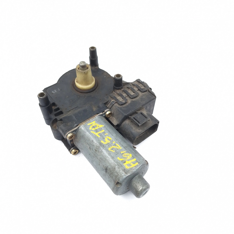 Motoras Macara Audi A6 (4B, C5) 1997-2005 Fata Dreapta 0130821774, 102854Xxx, 2002001255, 087093822 Bosch, Brose