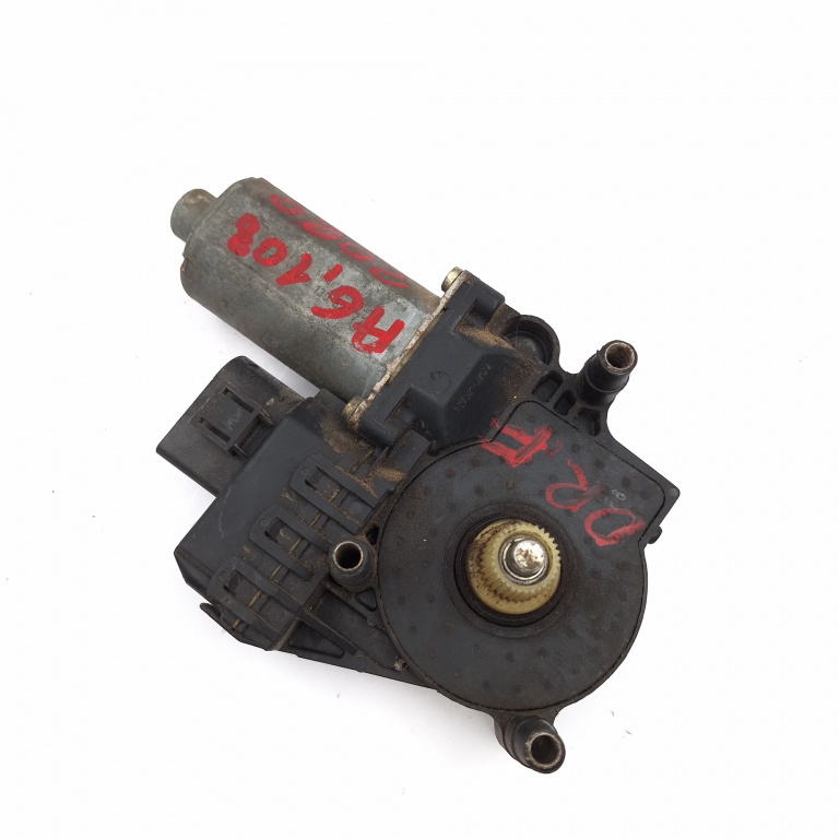Motoras Macara Audi A6 (4B, C5) 1997-2005 Fata Dreapta 0130821774, 0202005740, 102854Xxx, 102854-Xxx, 102854Xxx01-10, 19021404, 9449056 Bosch