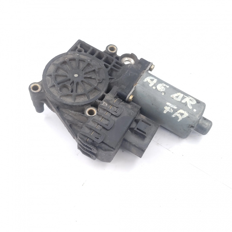 Motoras Macara Audi A6 (4B, C5) 1997-2005 Fata Dreapta 1002006832, 0130821774, 102854Xxx Bosch
