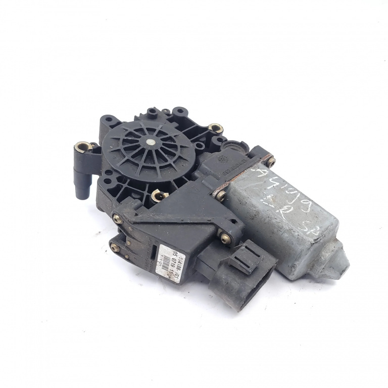 Motoras Macara Audi A6 (4B, C5) 1997-2005 Spate Dreapta 114188101, 114188 101, 05071911, 05 0719 11, 0536001401 Brose