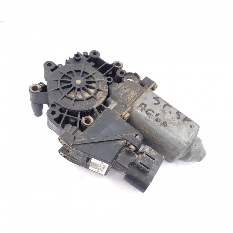 Motoras Macara Audi A6 (4B, C5) 1997-2005 Spate Stanga 101144114, 050719754098, 0507197540, 0507197598 Brose