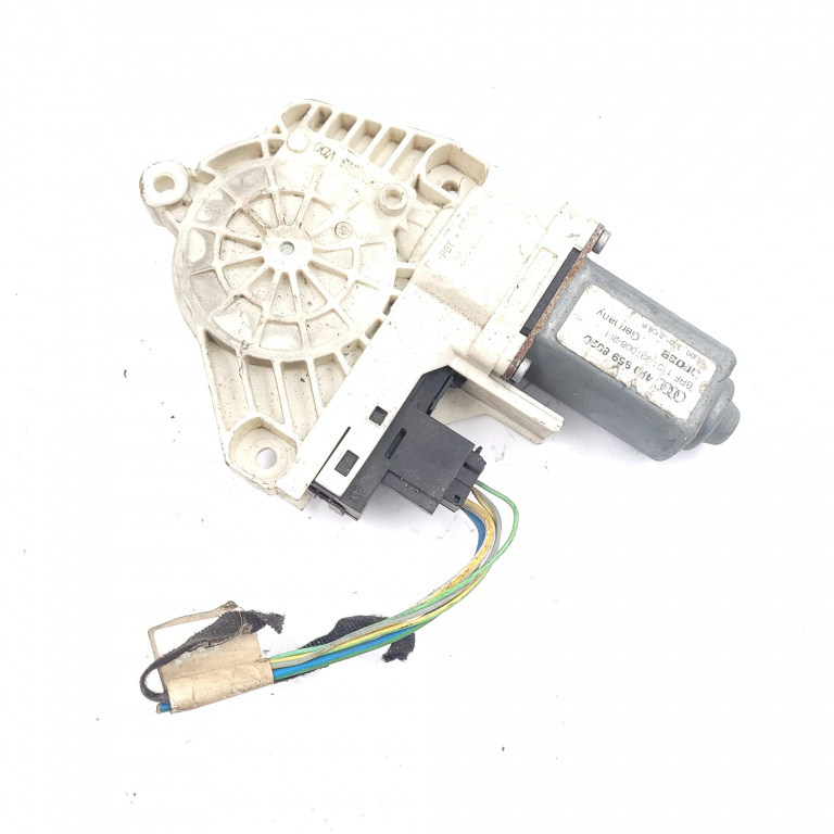 Motoras Macara Audi A6 (4F, C6) 2004-2011 Fata Dreapta 0536010001, 4F0959802D, 053601000101 Brose