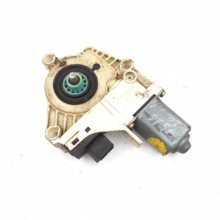 Motoras Macara Audi A6 (4F, C6) 2004-2011 Spate Stanga 4F0959801A, 0536010002, 110199001105, 05360100.02, 7746007201, 997005101, 17054640 Brose