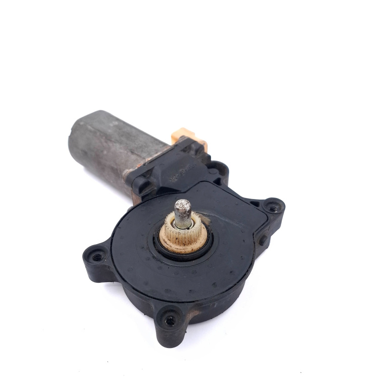 Motoras Macara BMW 3 (E46) 1998 - 2007 3620630, 119142XXX, 362 063 0, 676283620630, 67628-3620630, 67 62 8 362 063 0, 0130821716, 0 130 821 716
