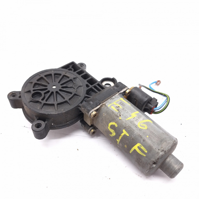 Motoras Macara Bmw 3 (E46) 1998-2007 Fata Stanga 8362063, 676283620630, 0130821716, 119142Xxx, 3130034 Bosch